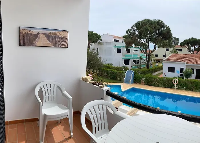 Albufeira Falesia Beach Apartment